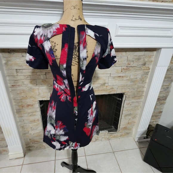 French connection navy and pink pixelated floral cut out dress‎ size 6 - Picture 7 of 9